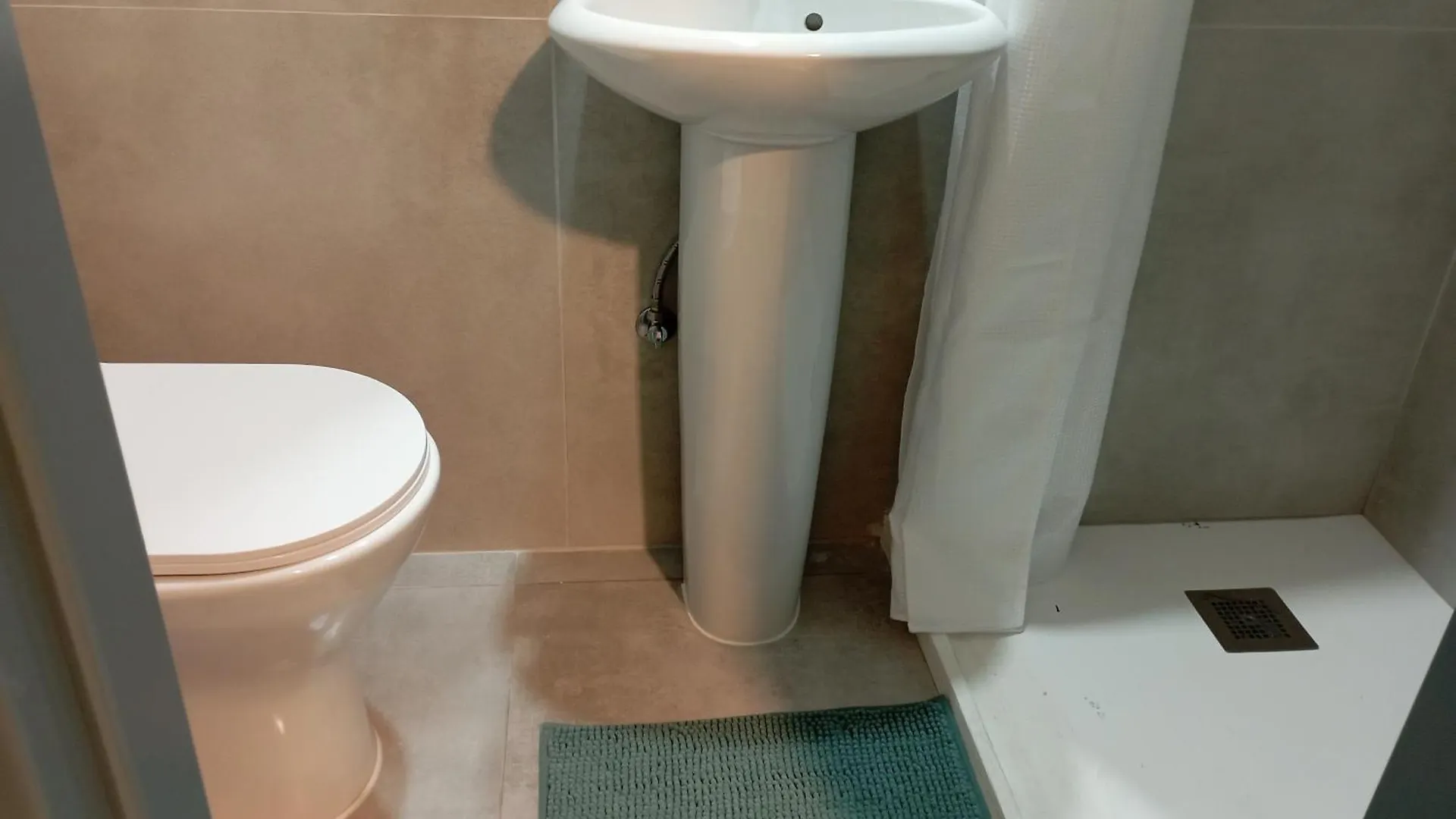 Bluejsuite Ayia Napa